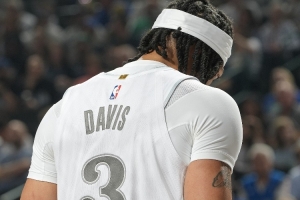 kaiyun-浓眉：我在达拉斯找不到合适的房子 东契奇说他找了两三年