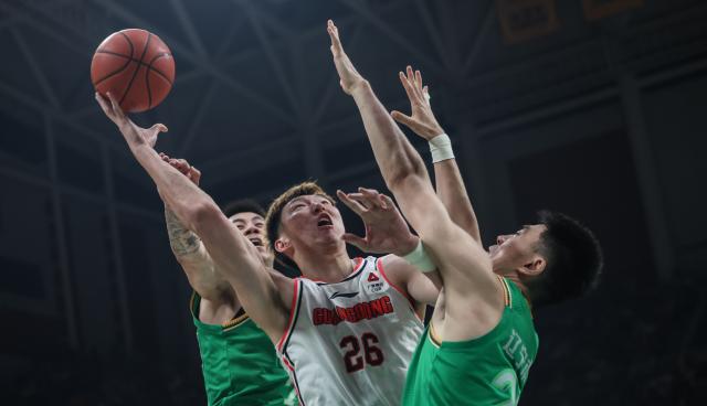 开云App-重磅交易！周琦将加盟北京男篮 CBA争冠格局大变