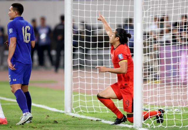 kaiyun-国安官方：张玉宁左肩胛骨骨折 预计四至六周康复